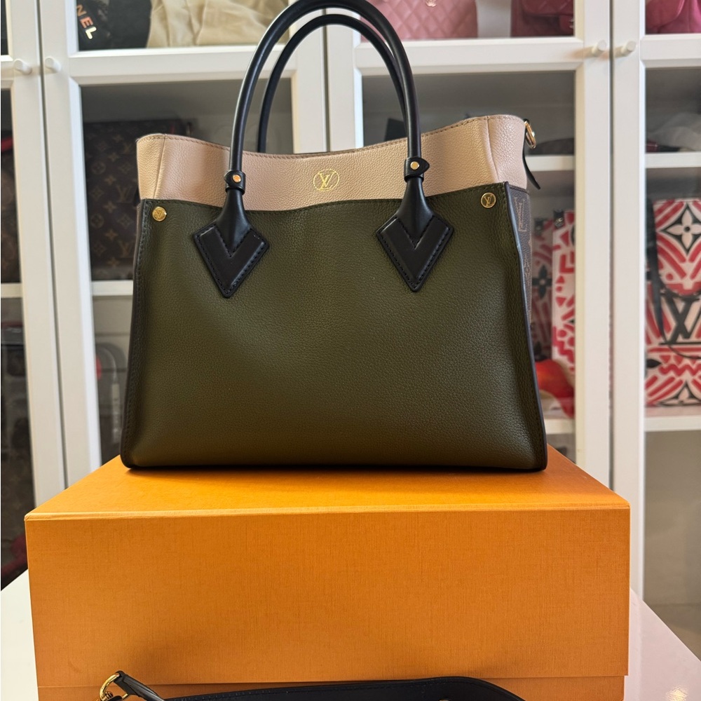 Louis Vuitton Olive and Beige Tote